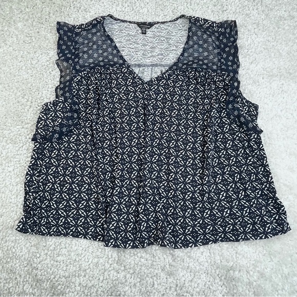 Lucky Brand Navy blue white Sleeveless Ruffle floral geometric Navy Blue 2X - Picture 2 of 9
